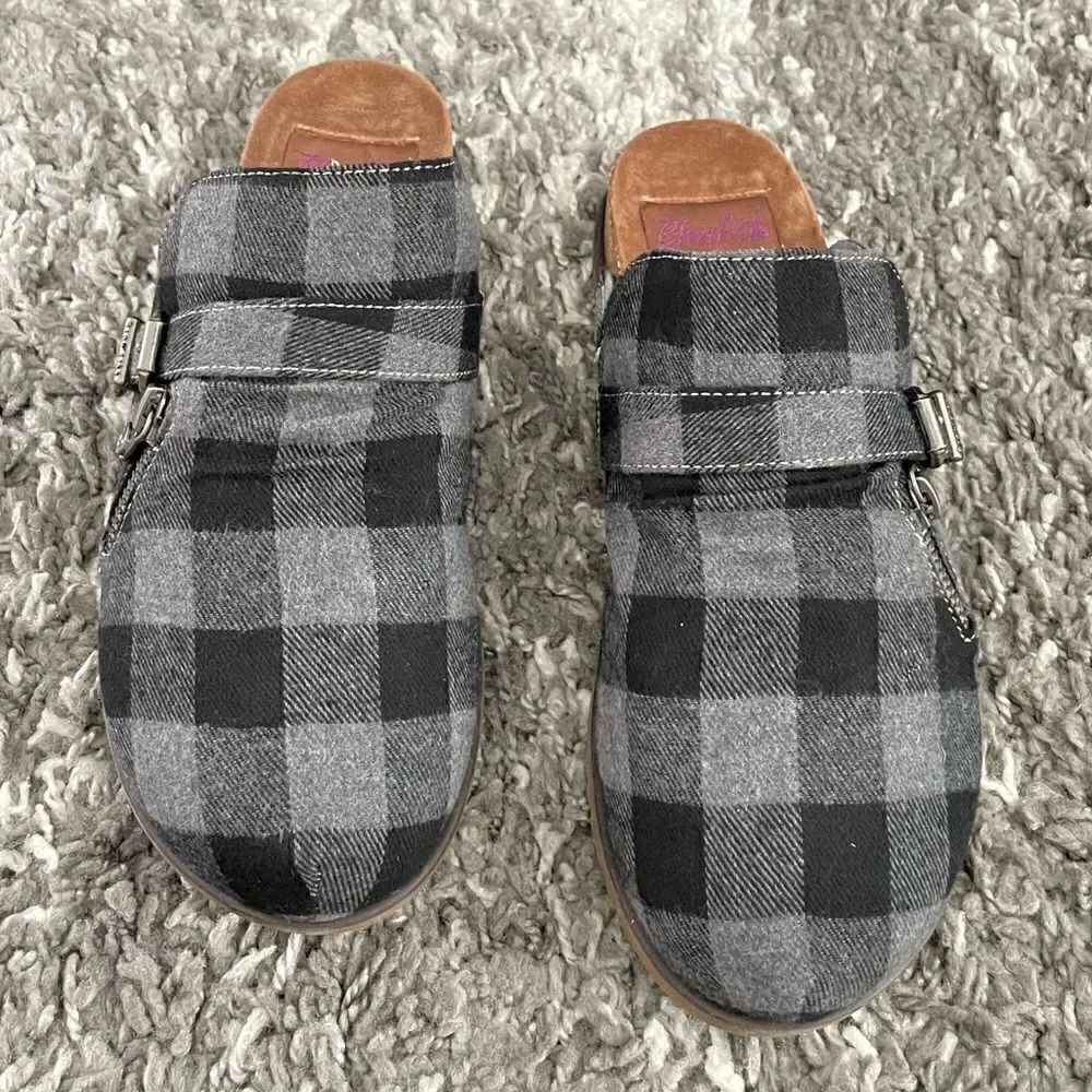 NIB Blowfish Florah Clogs  - Picture 2 of 7